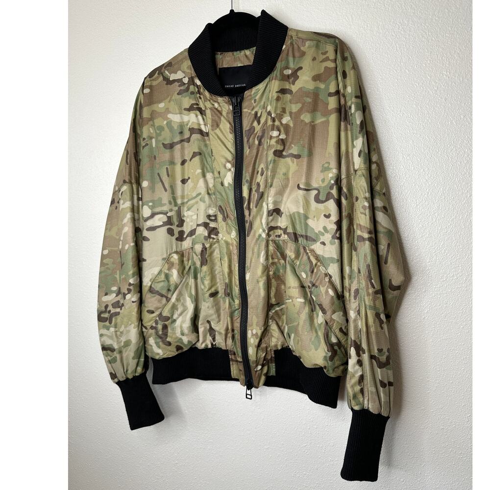 Daniel Patrick Olive Camo Front Split Zip Satin L… - image 2